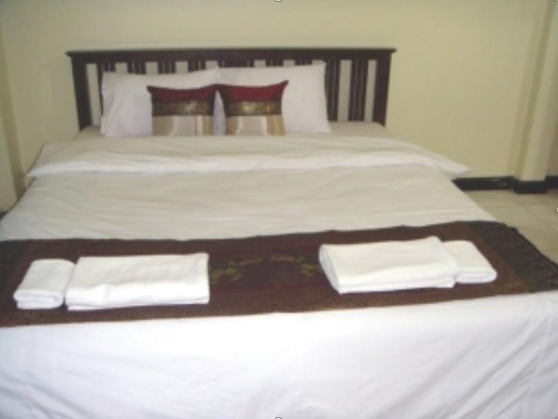 All Nations Guesthouse Хуа Хин Екстериор снимка